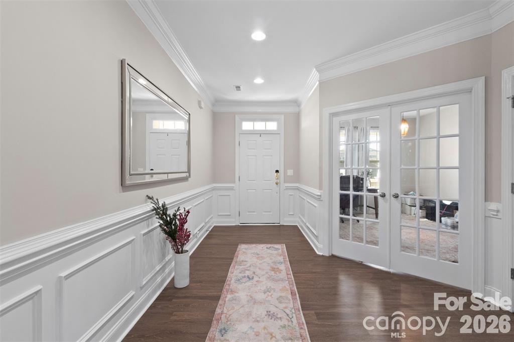 1029 Paddington Drive Property Photo 4