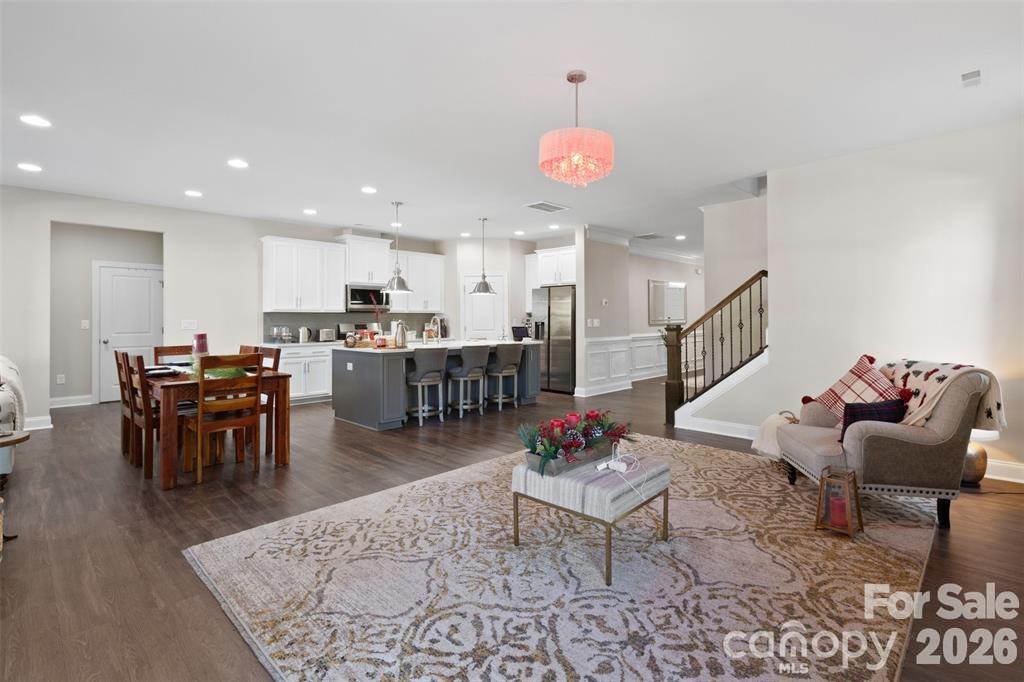 1029 Paddington Drive Property Photo 12