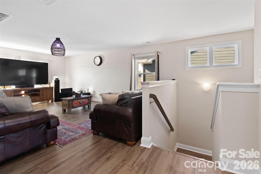1029 Paddington Drive Property Photo 16