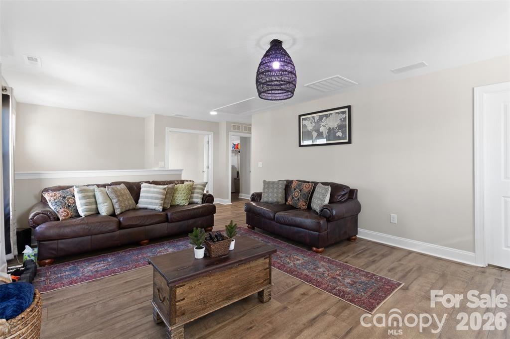 1029 Paddington Drive Property Photo 18