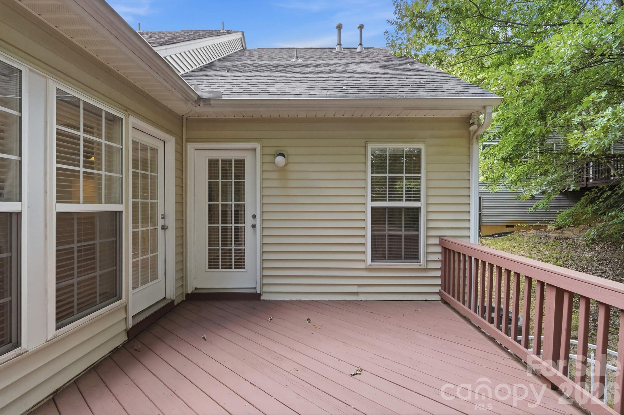 2141 Lord Proprietor Lane Property Photo 25