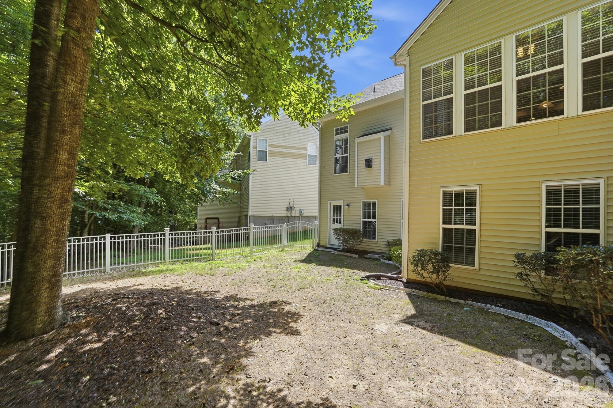 2141 Lord Proprietor Lane Property Photo 48