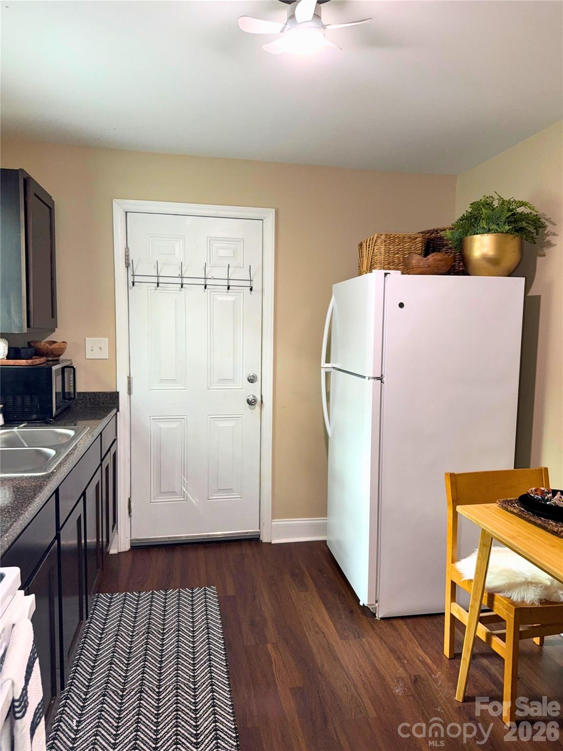 1801 Purser Drive Property Photo 3