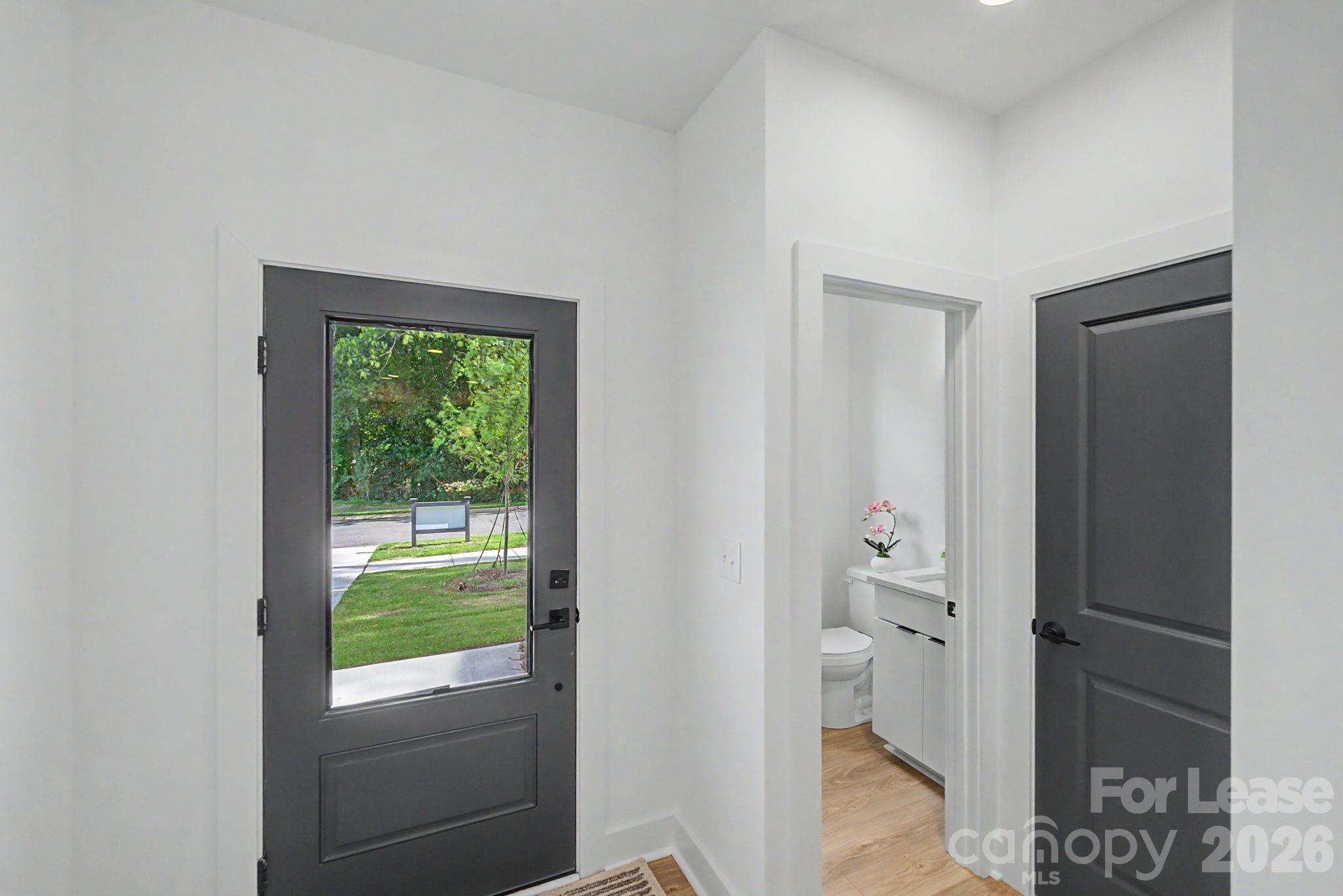 6717 Tracy Avenue Property Photo 5