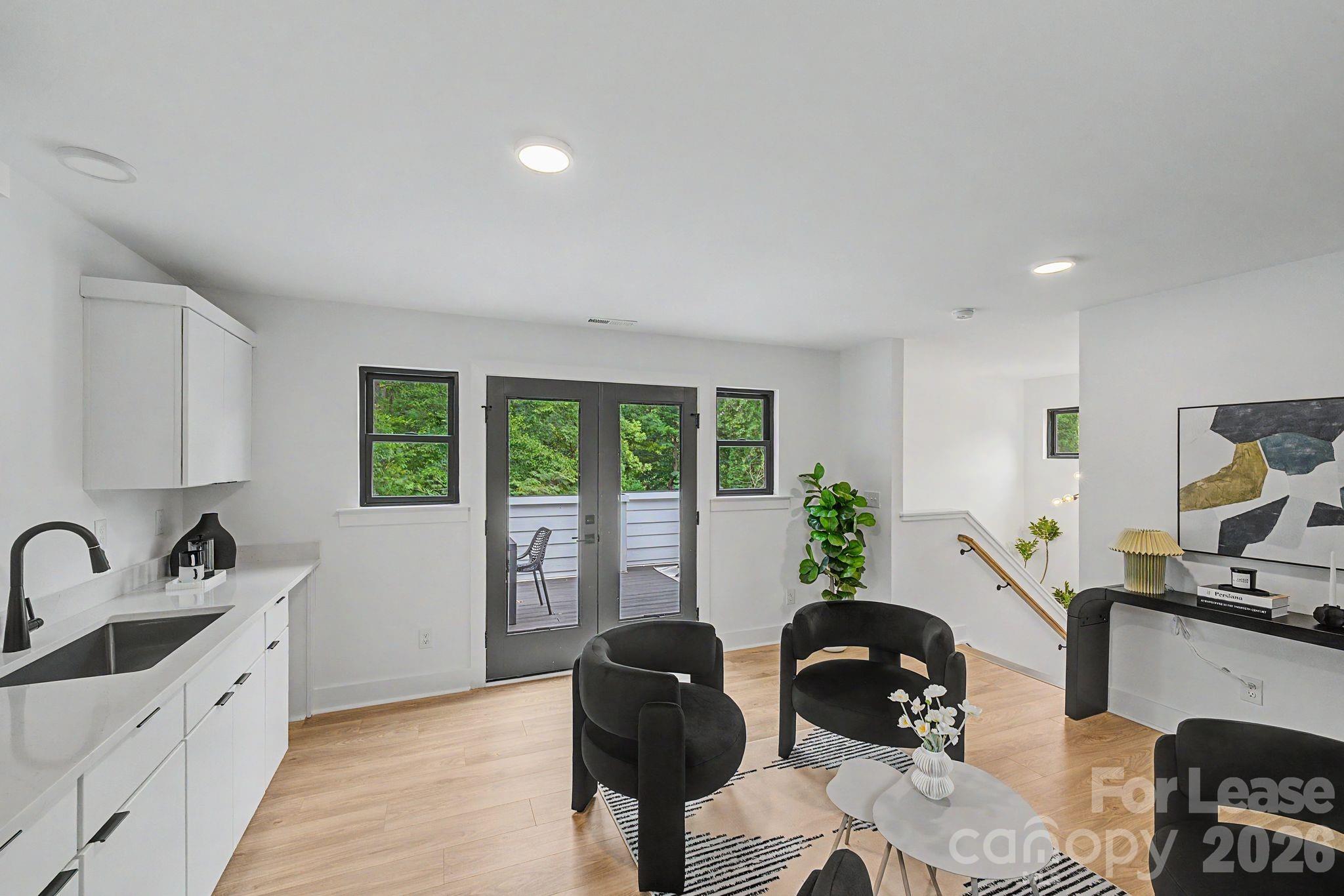 6717 Tracy Avenue Property Photo 20