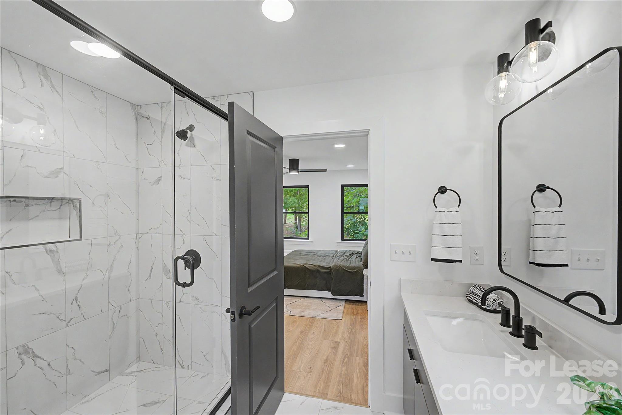 6717 Tracy Avenue Property Photo 23