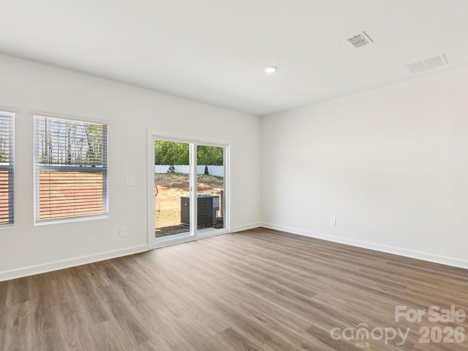 4230 Murk Lane Property Photo 5