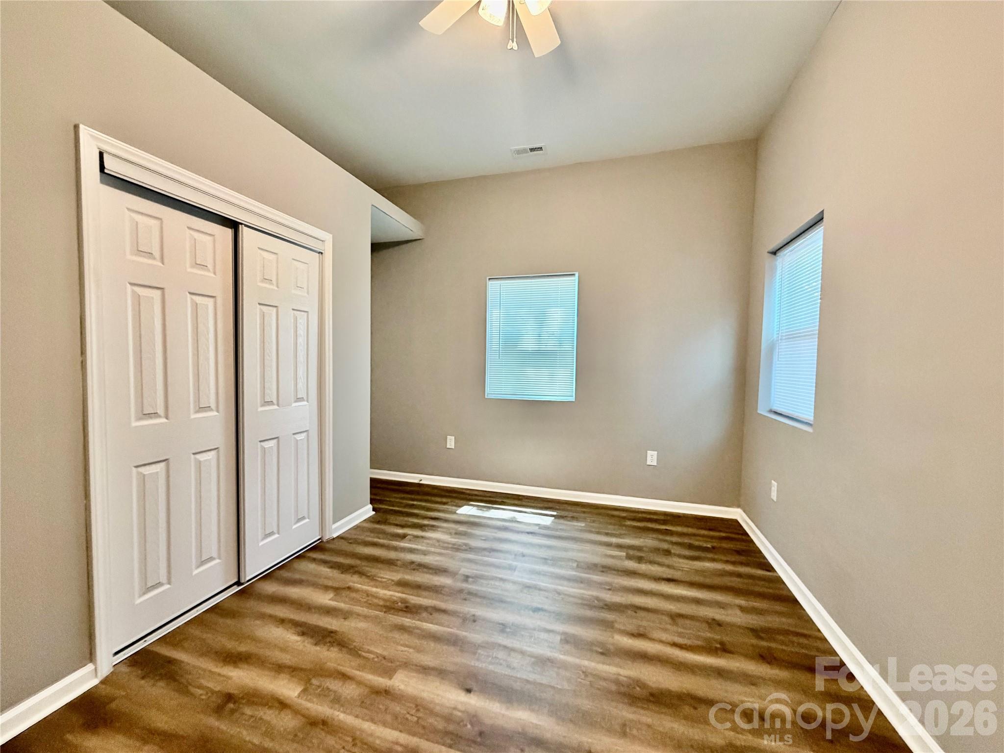 457 Fewell Street Property Photo 6