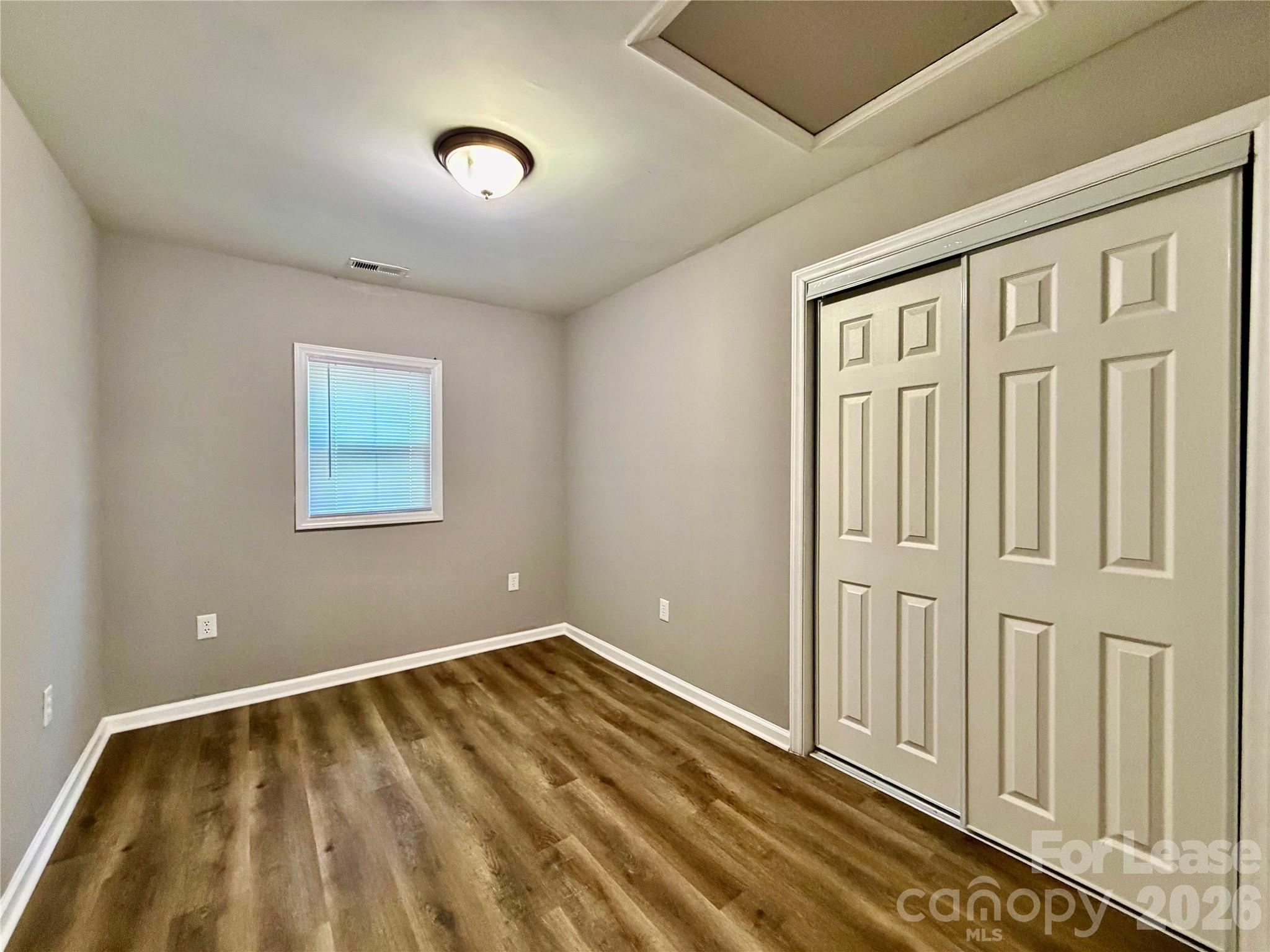 457 Fewell Street Property Photo 8