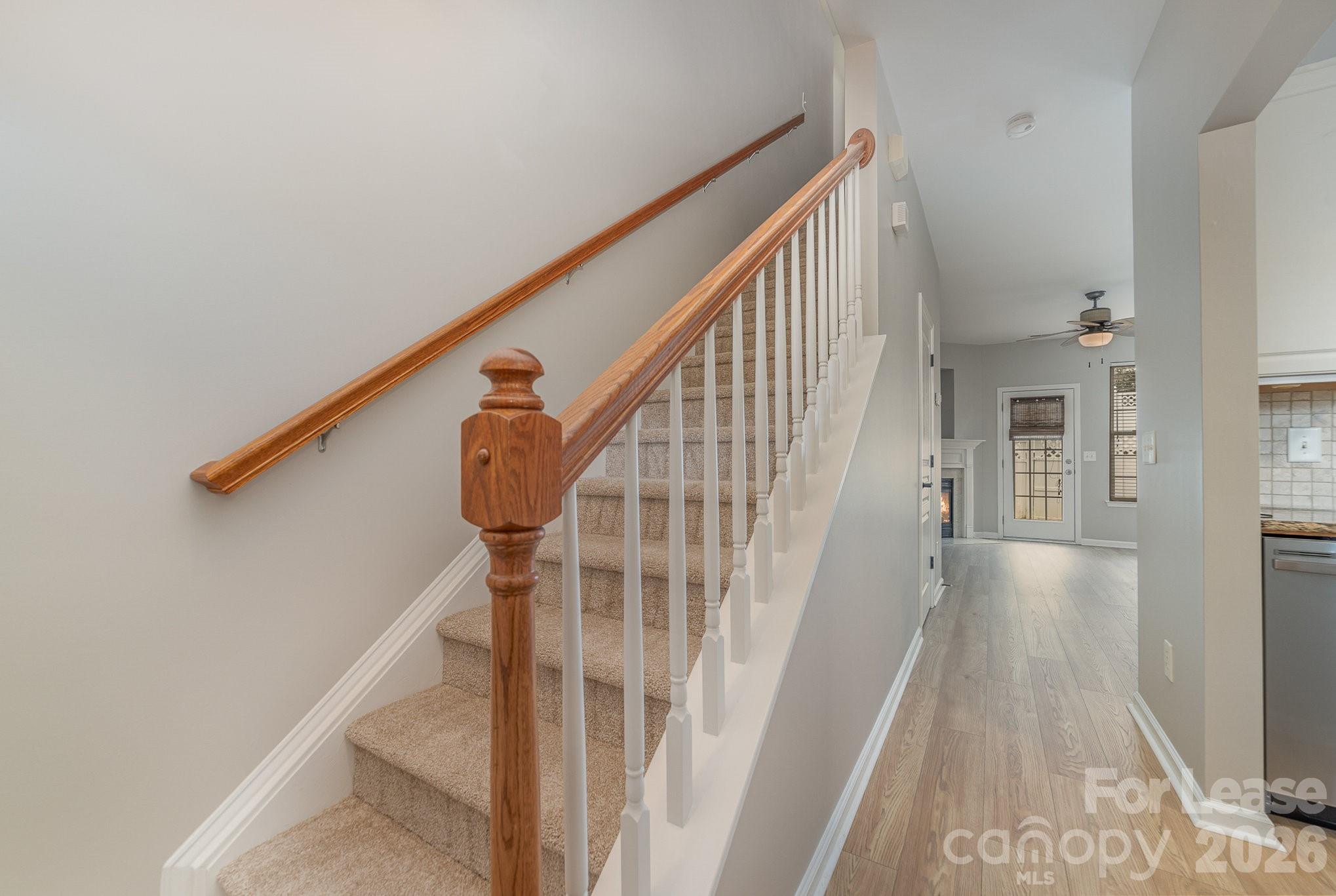 825 Gentlewinds Court Property Photo 3