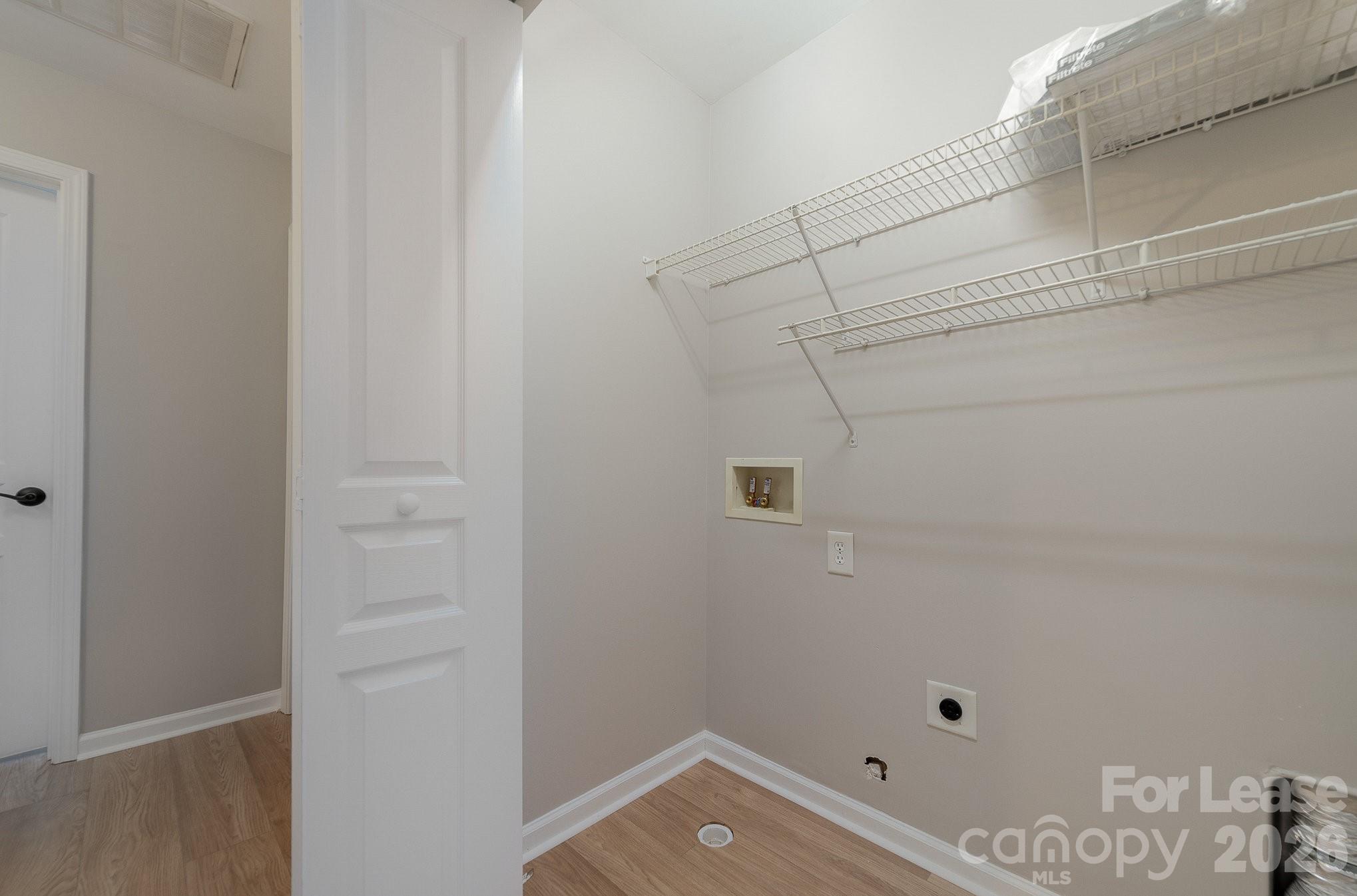 825 Gentlewinds Court Property Photo 17