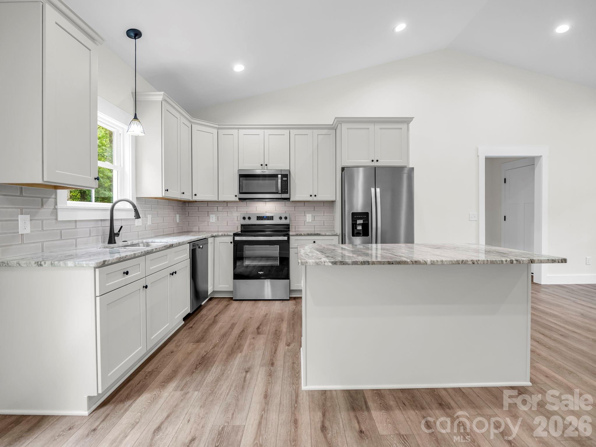 190 Forest Hill Drive Property Photo 12