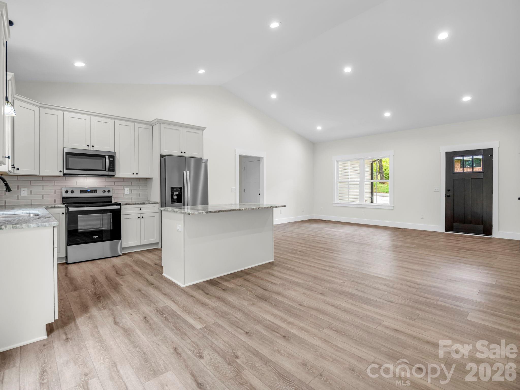 190 Forest Hill Drive Property Photo 14