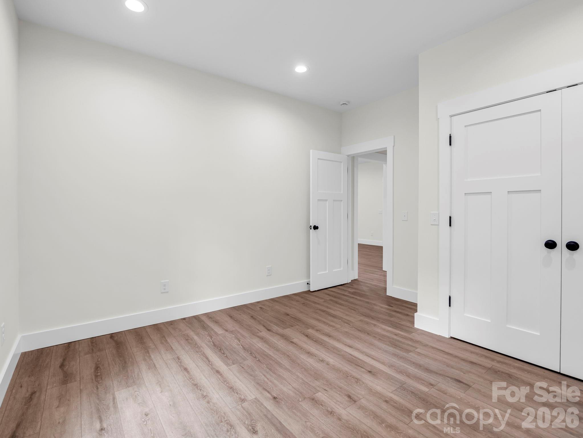 190 Forest Hill Drive Property Photo 27