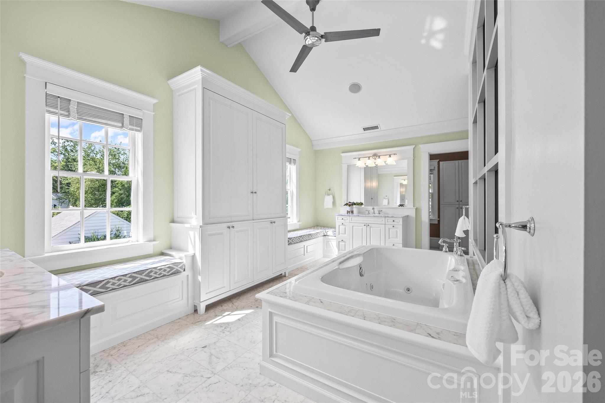 1620 Biltmore Drive Property Photo 18