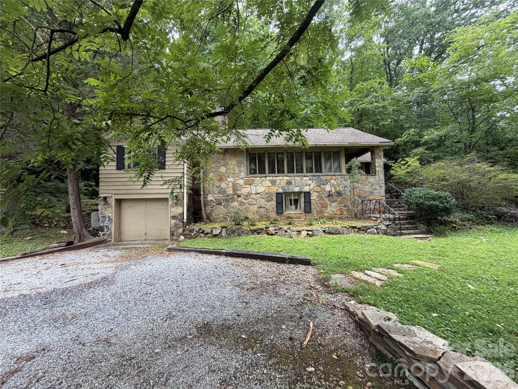 459 Warrior Drive Property Photo 1