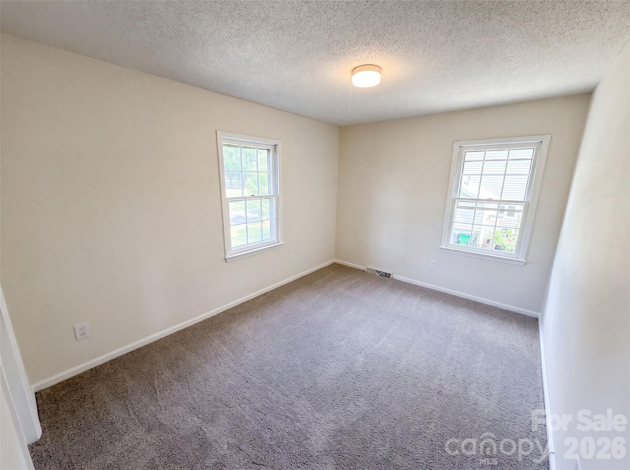 8909 Danson Drive Property Photo 7