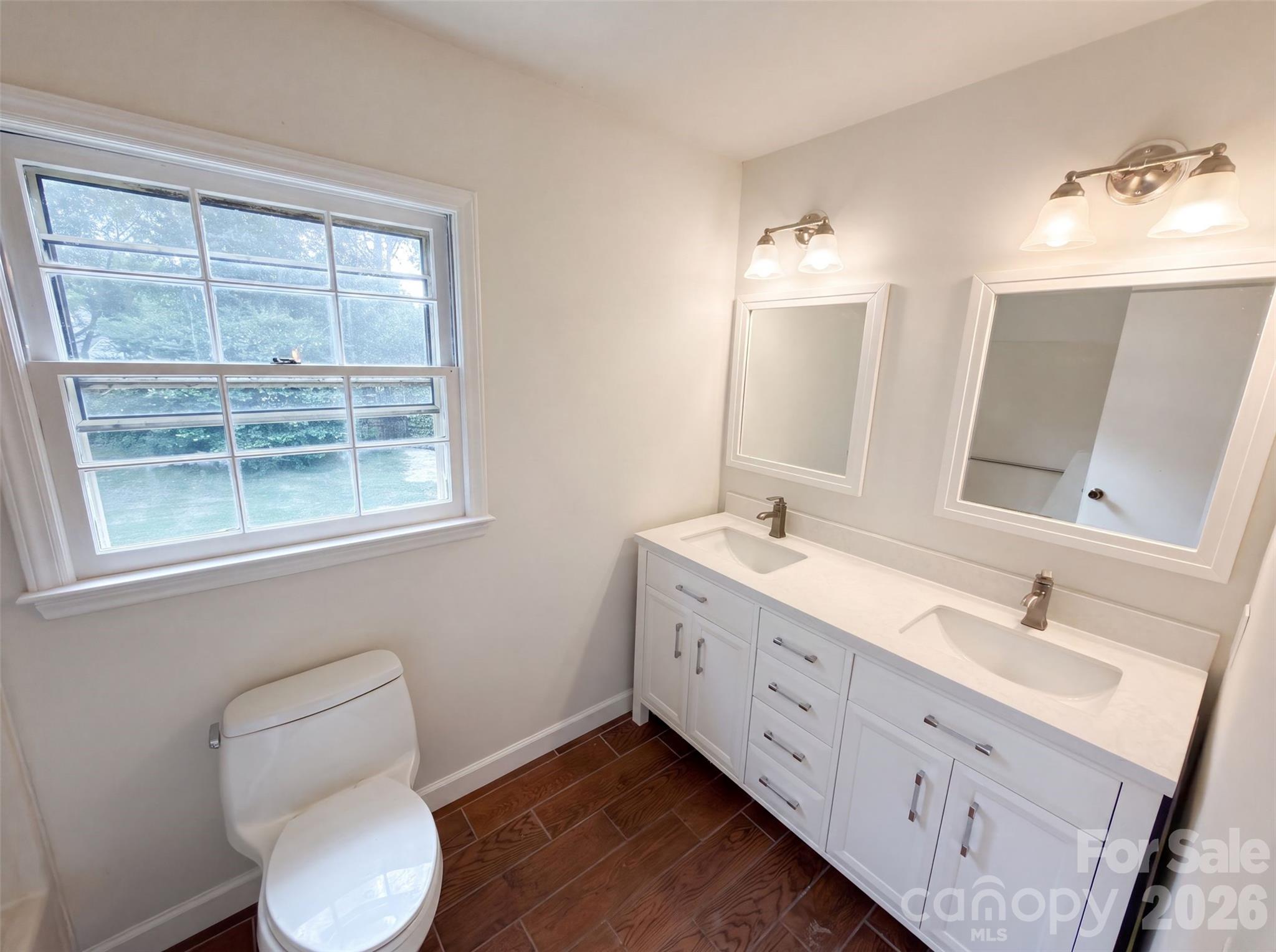 8909 Danson Drive Property Photo 9