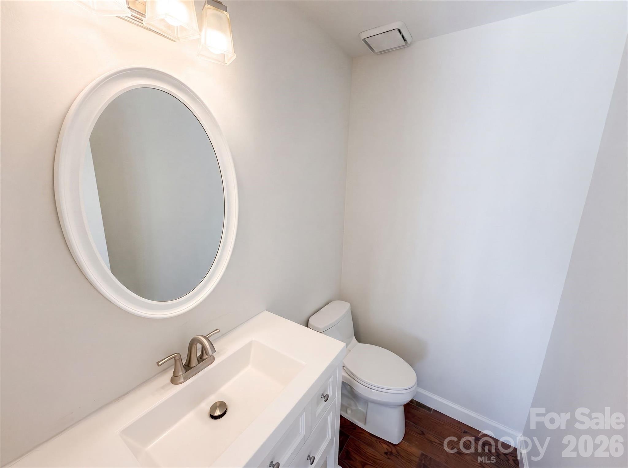8909 Danson Drive Property Photo 12