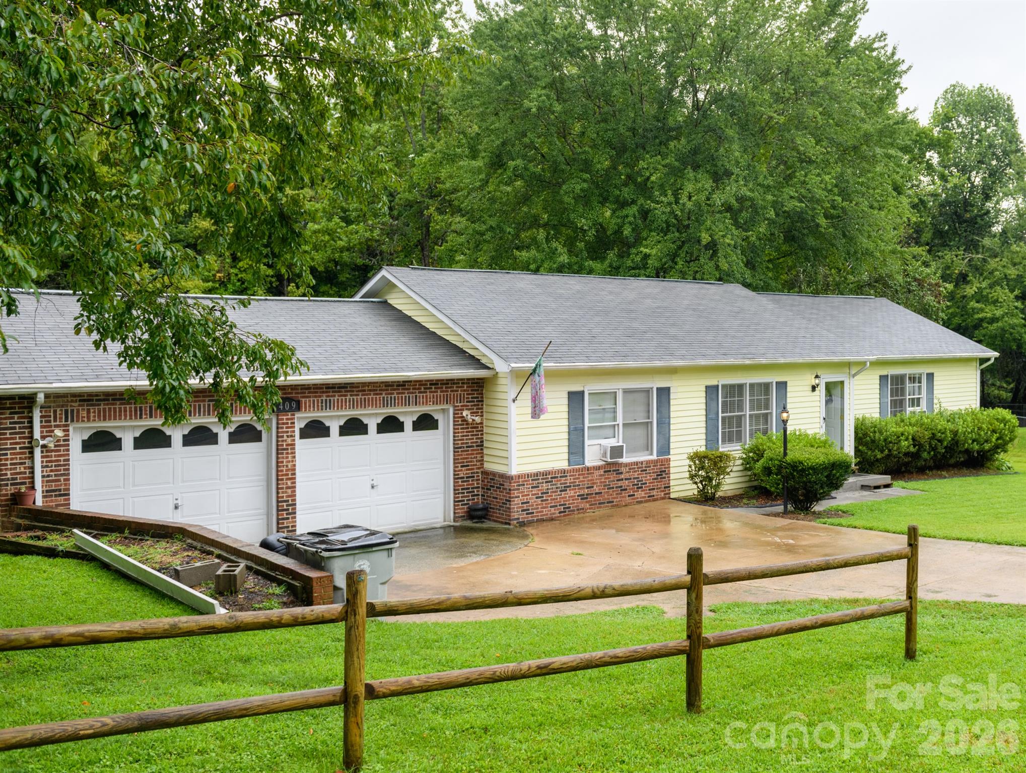 409 Cottrell Hill Road Property Photo 1