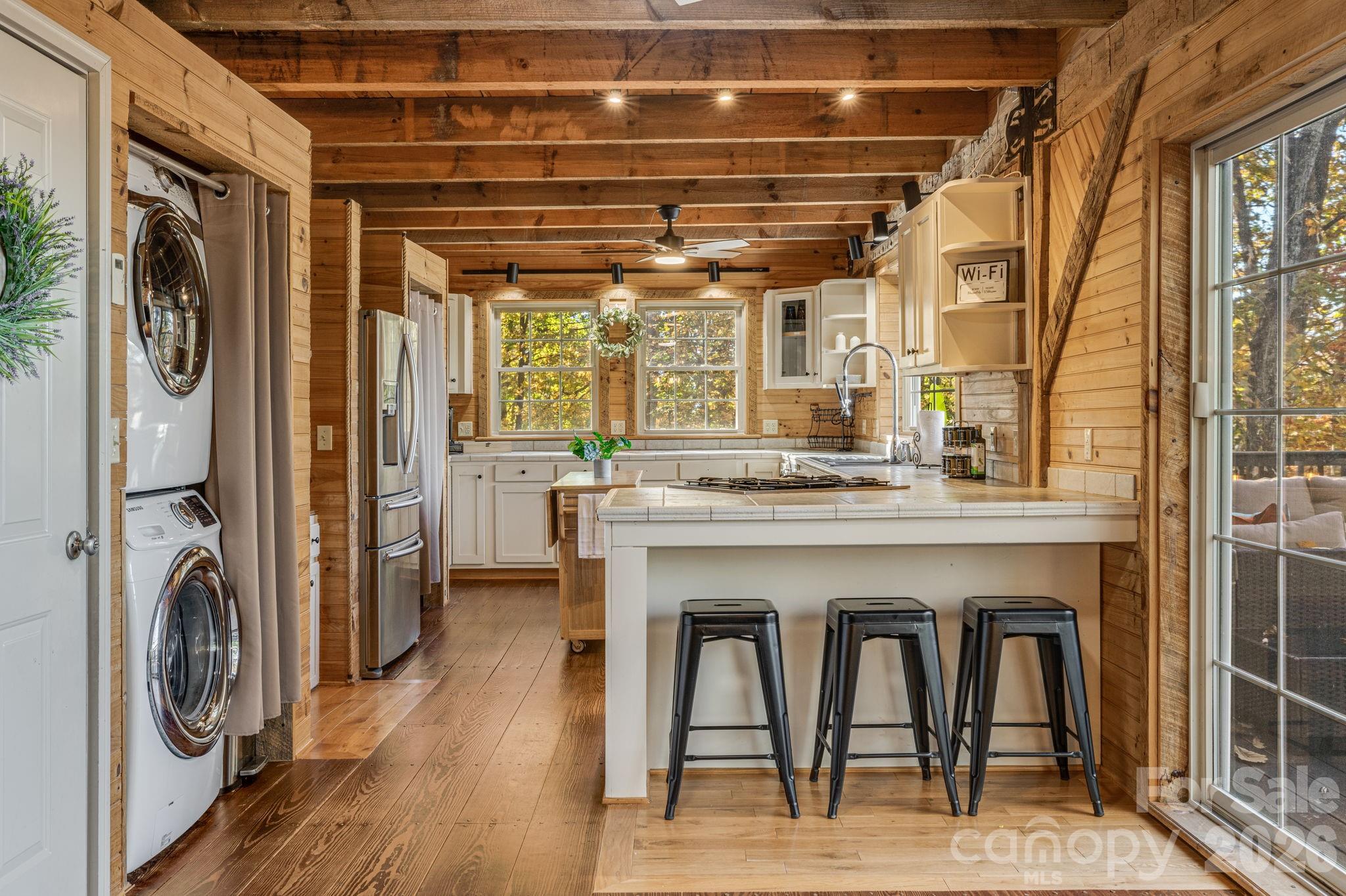 185 Blossom Ridge Property Photo 8