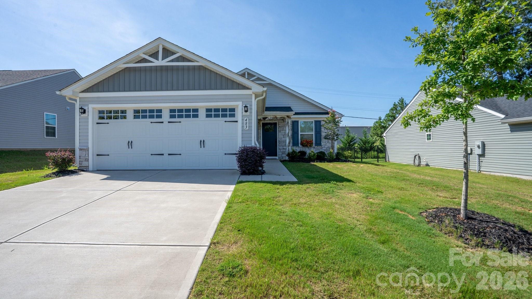 483 Grandiflora Avenue Property Photo 4