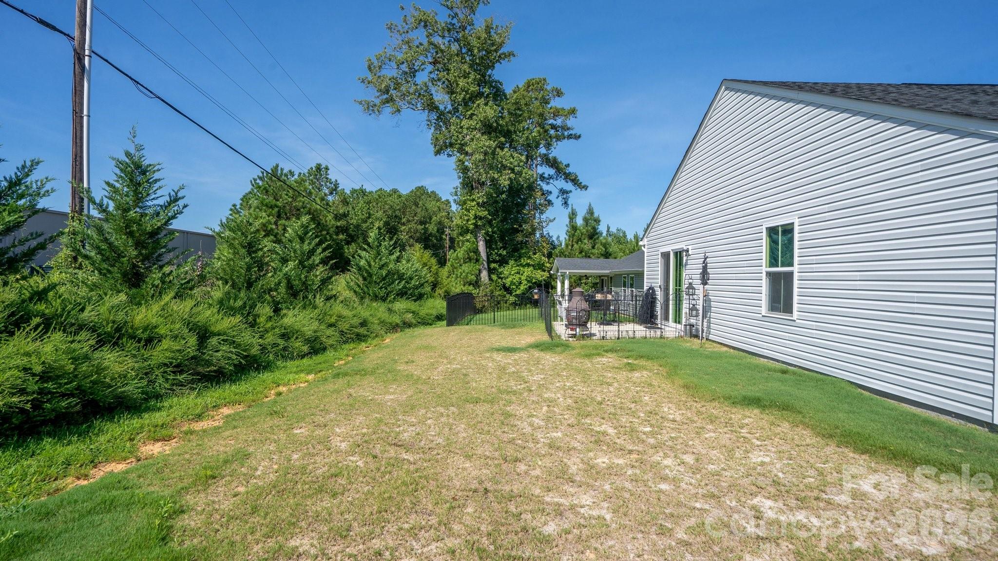 483 Grandiflora Avenue Property Photo 7