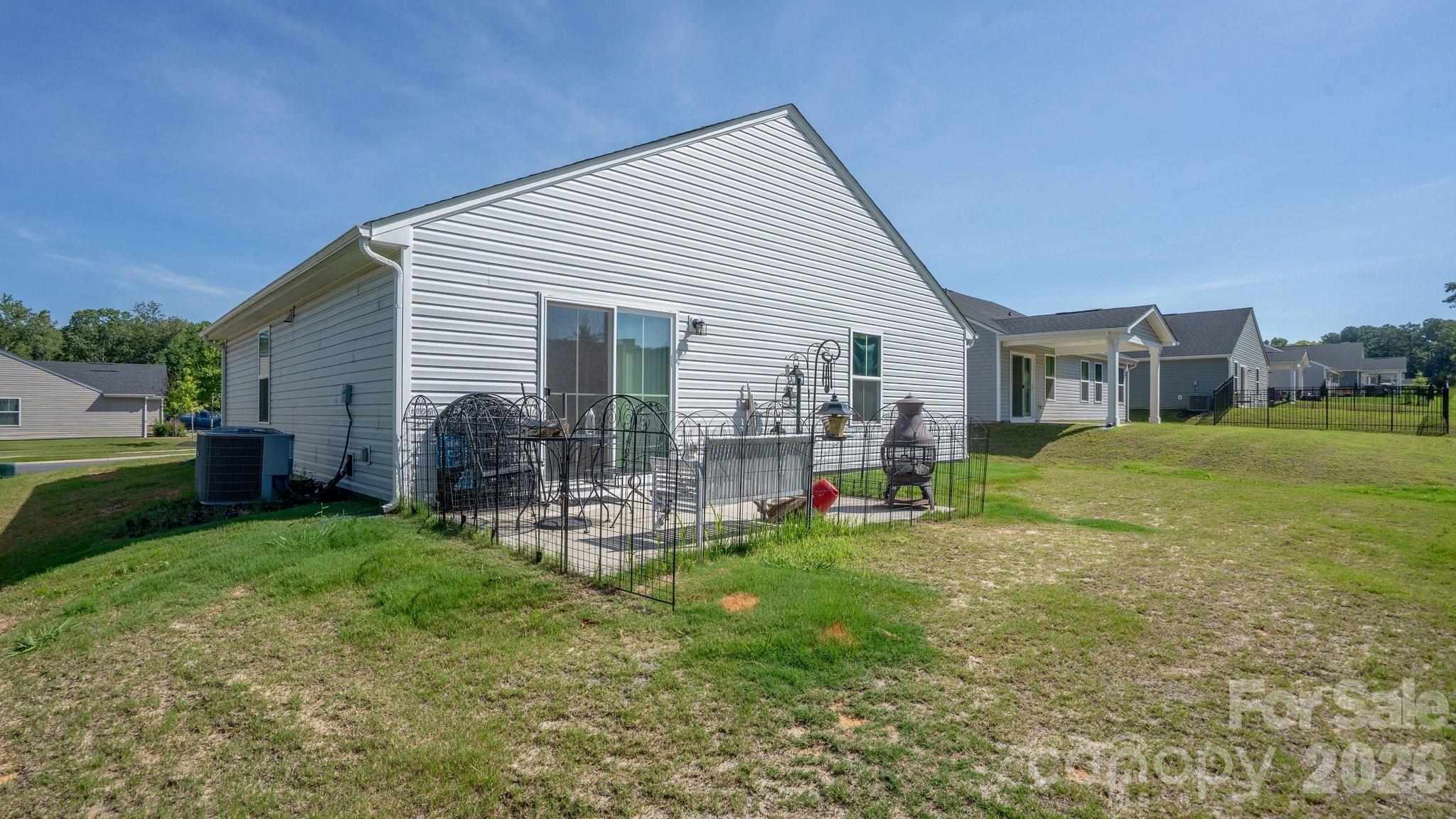 483 Grandiflora Avenue Property Photo 10