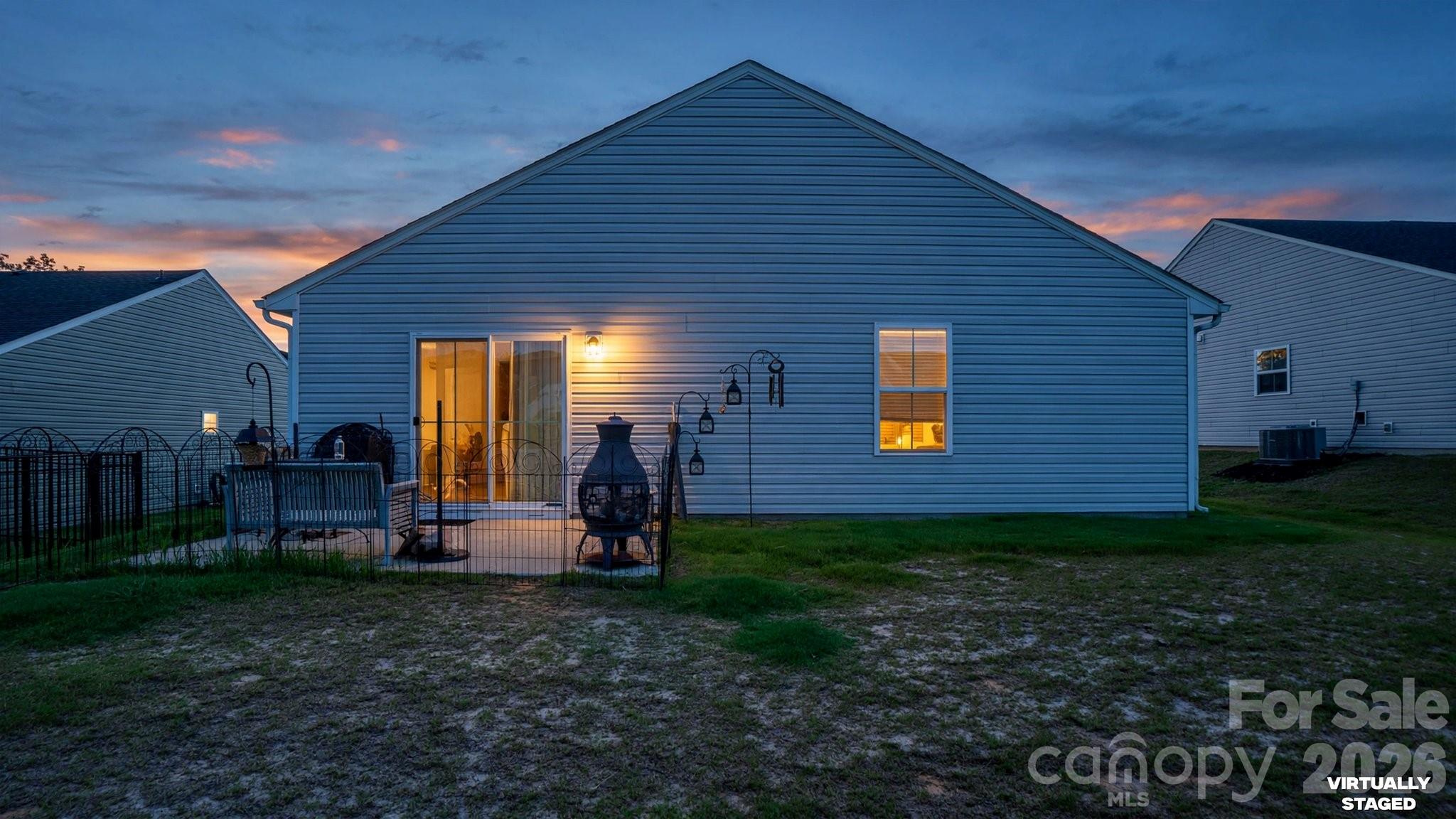 483 Grandiflora Avenue Property Photo 13