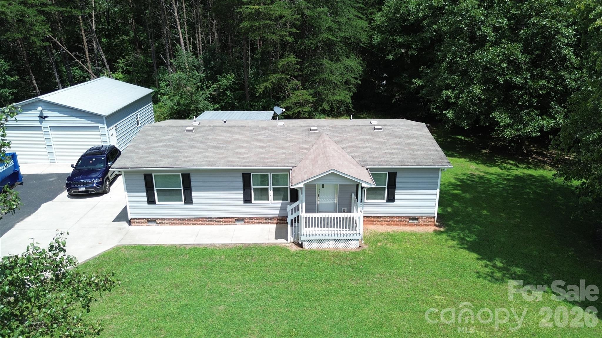2344 Ashlee Meadows Lane Property Photo 2