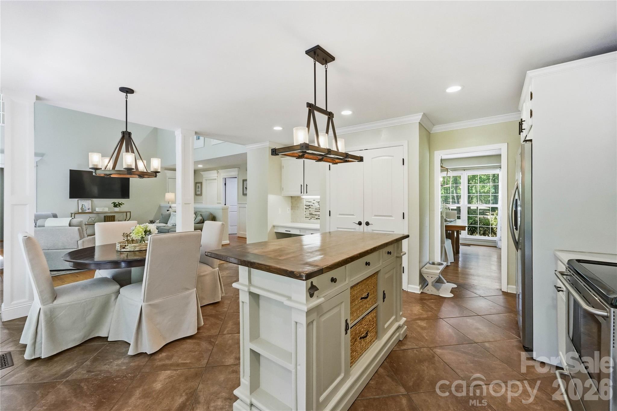 2505 Mountain Folk Lane Property Photo 19