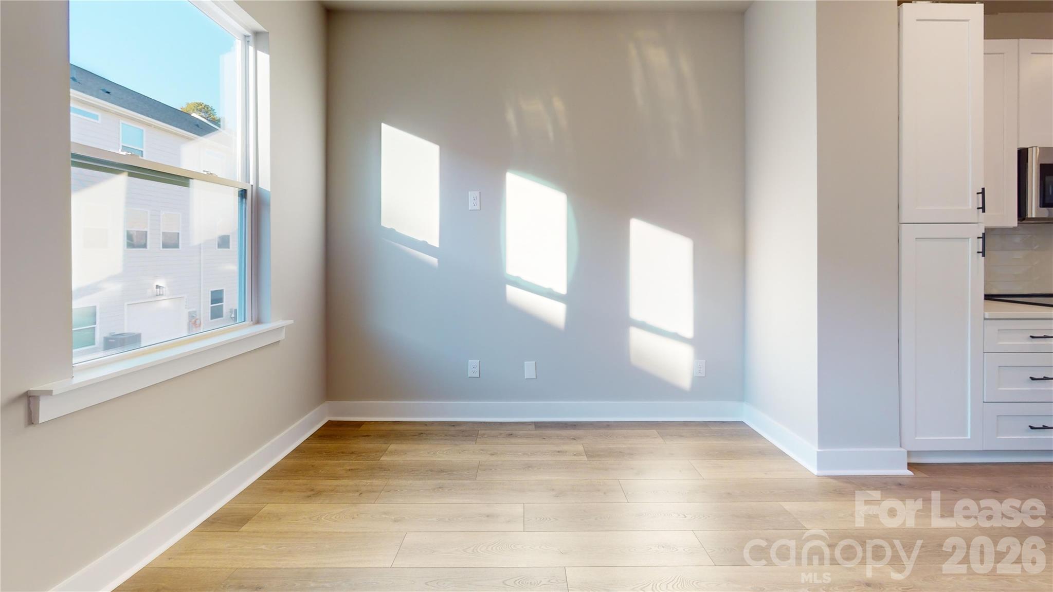 4122 Salient Street Property Photo 6