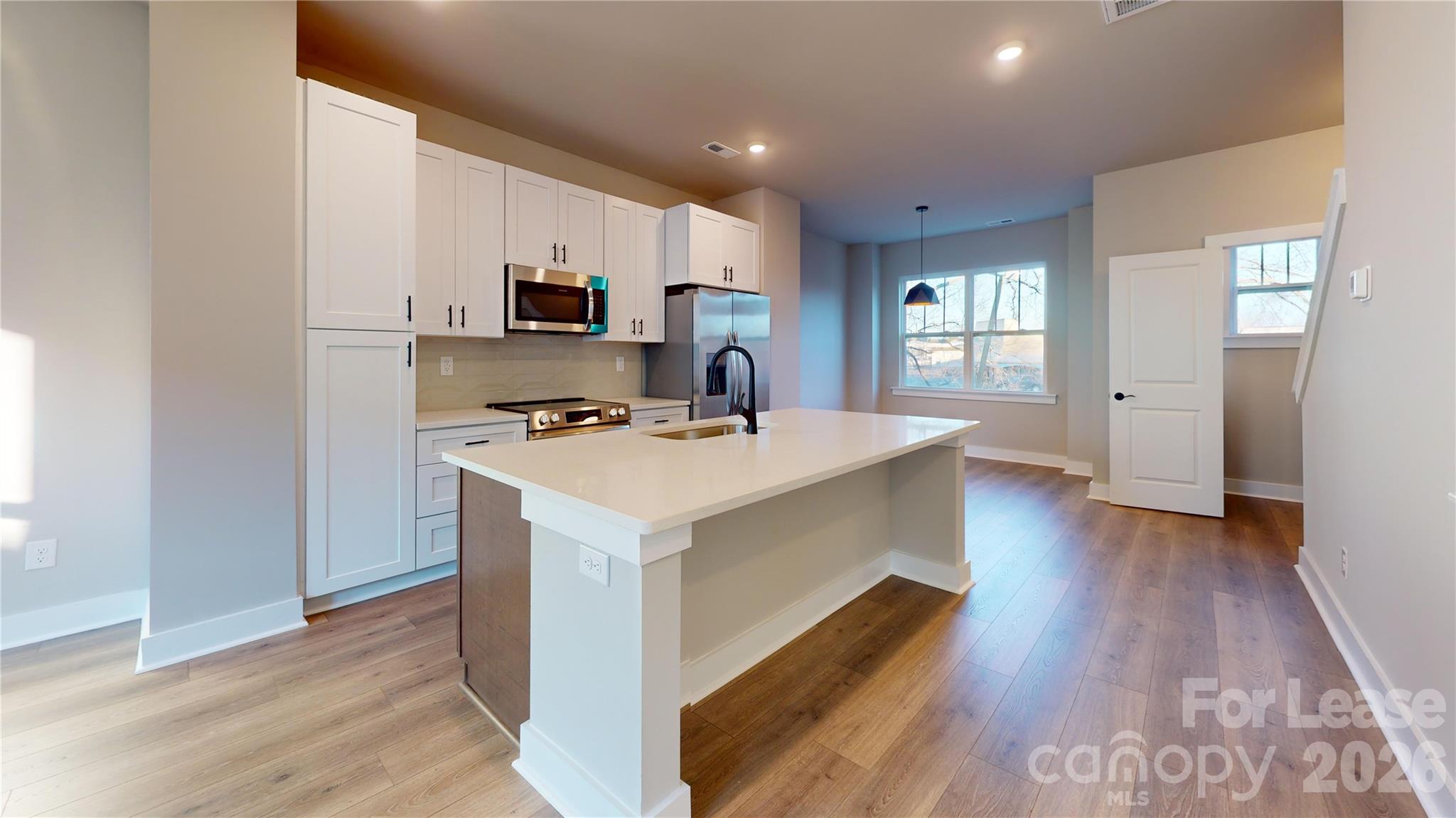 4122 Salient Street Property Photo 8