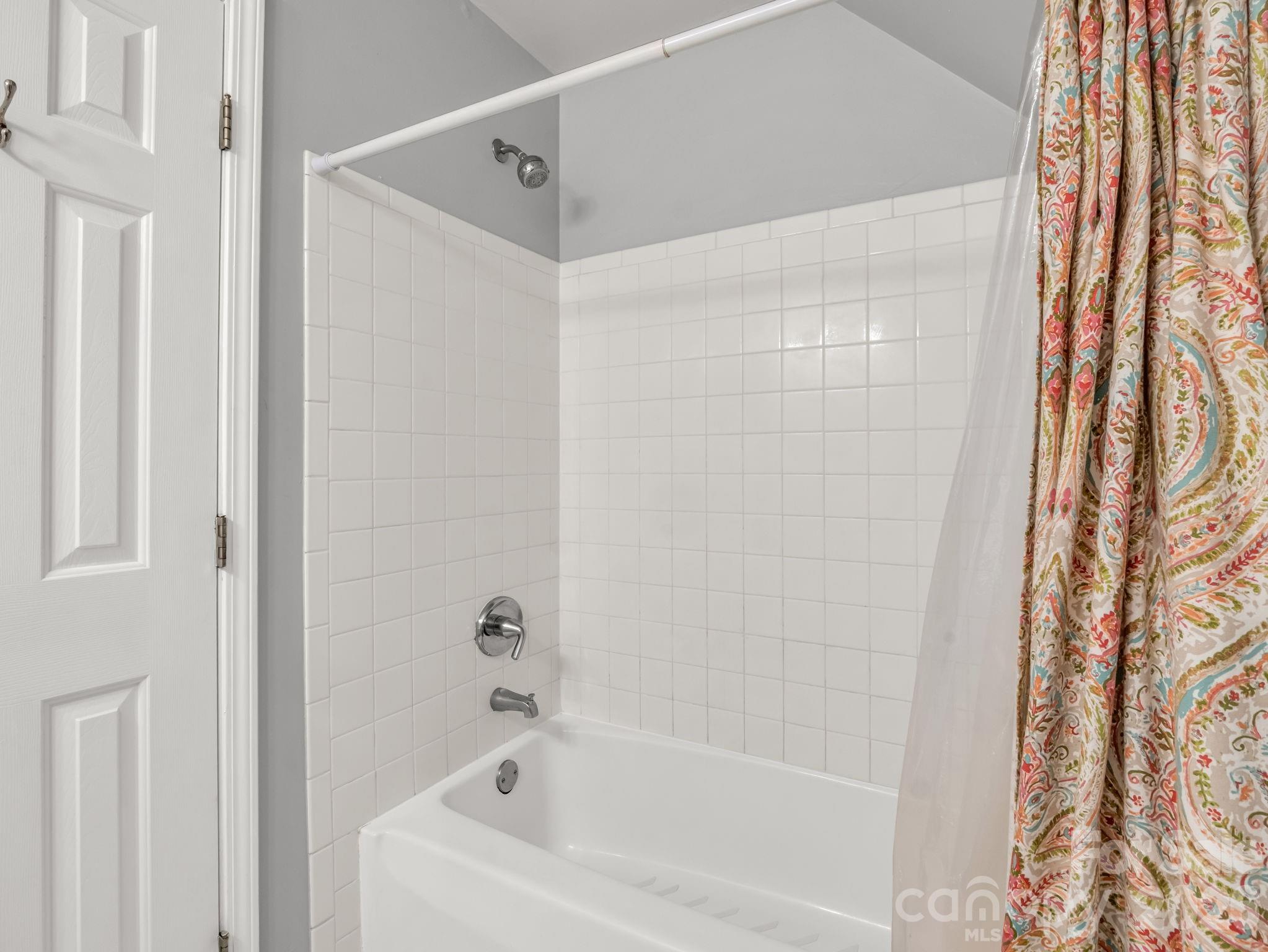 108 Nuthatch Trace Property Photo 22