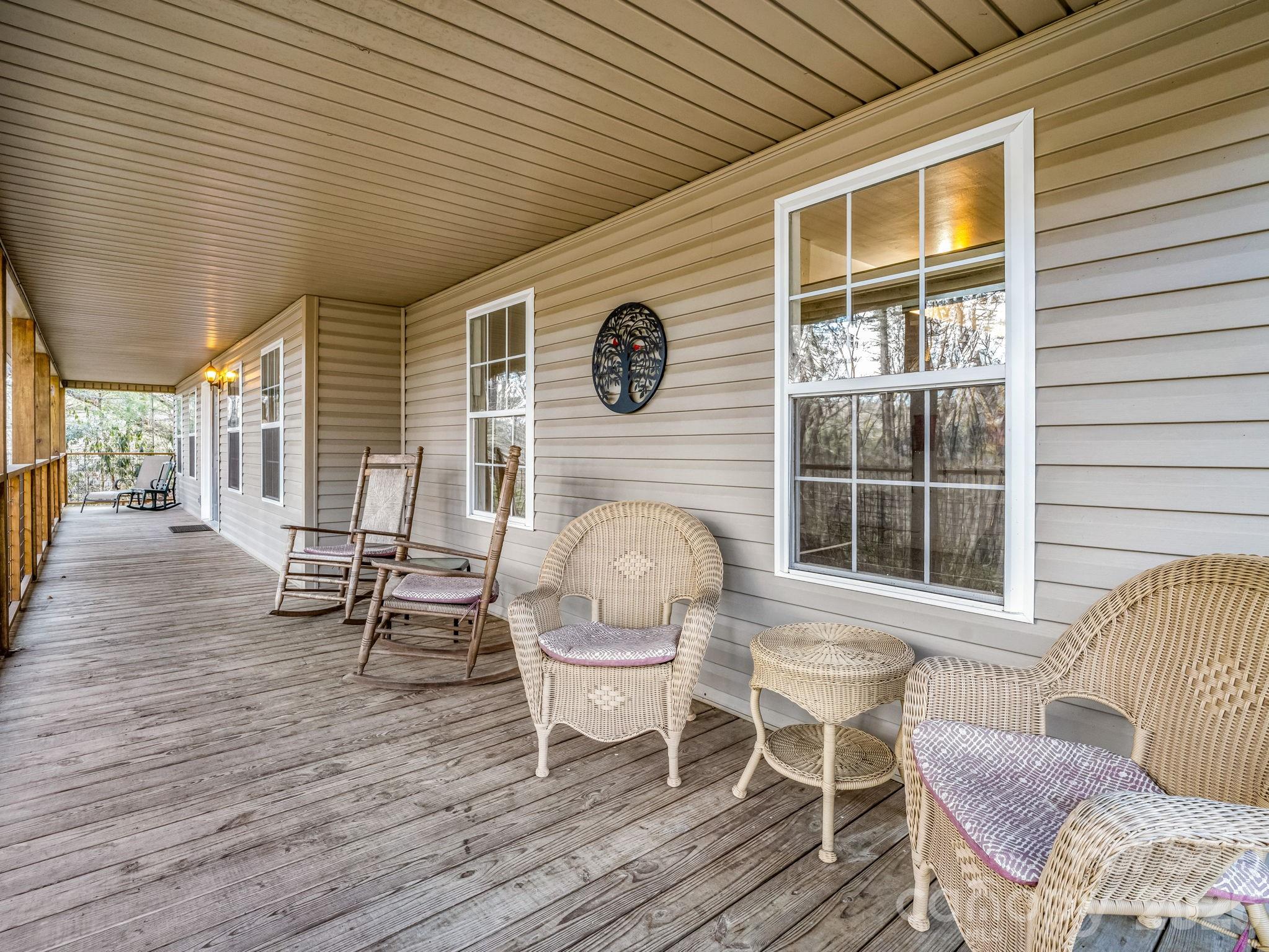 108 Nuthatch Trace Property Photo 36