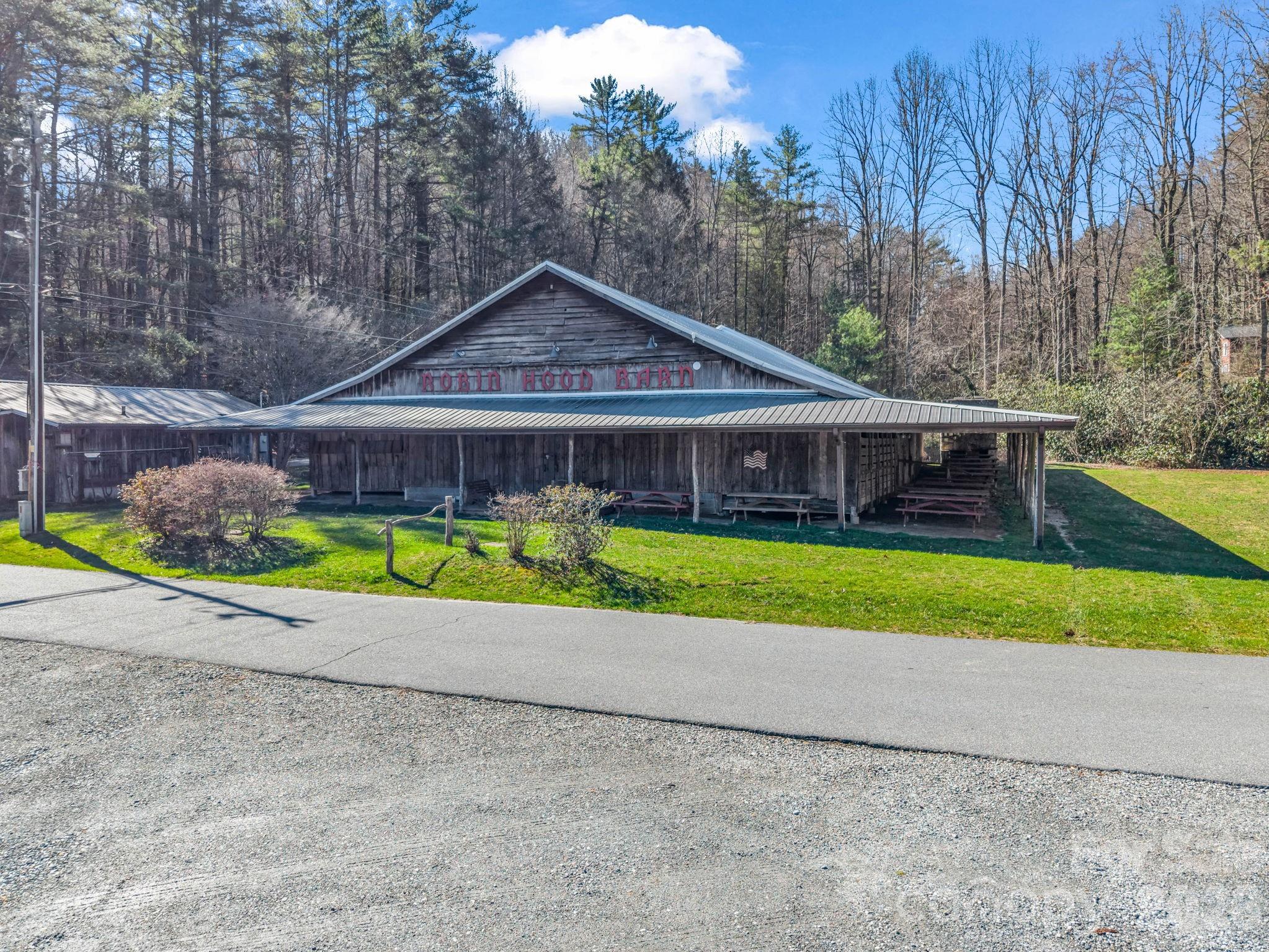 108 Nuthatch Trace Property Photo 46