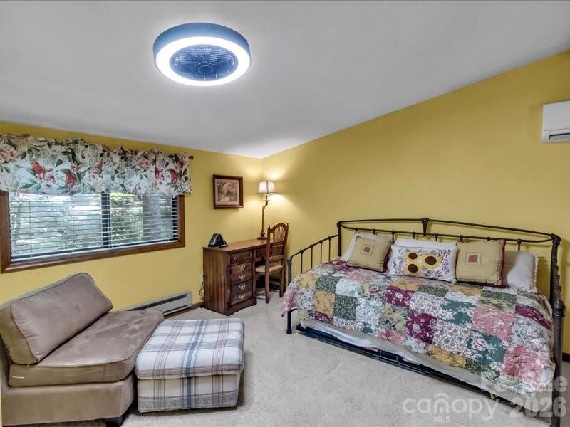 49 Lisa Lane Property Photo 23