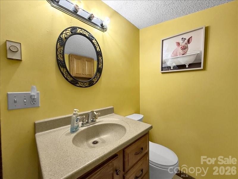 49 Lisa Lane Property Photo 27