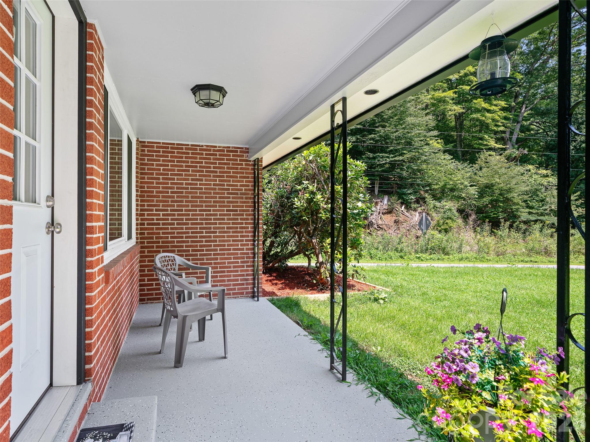 101 Sam Robertson Road Property Photo 3