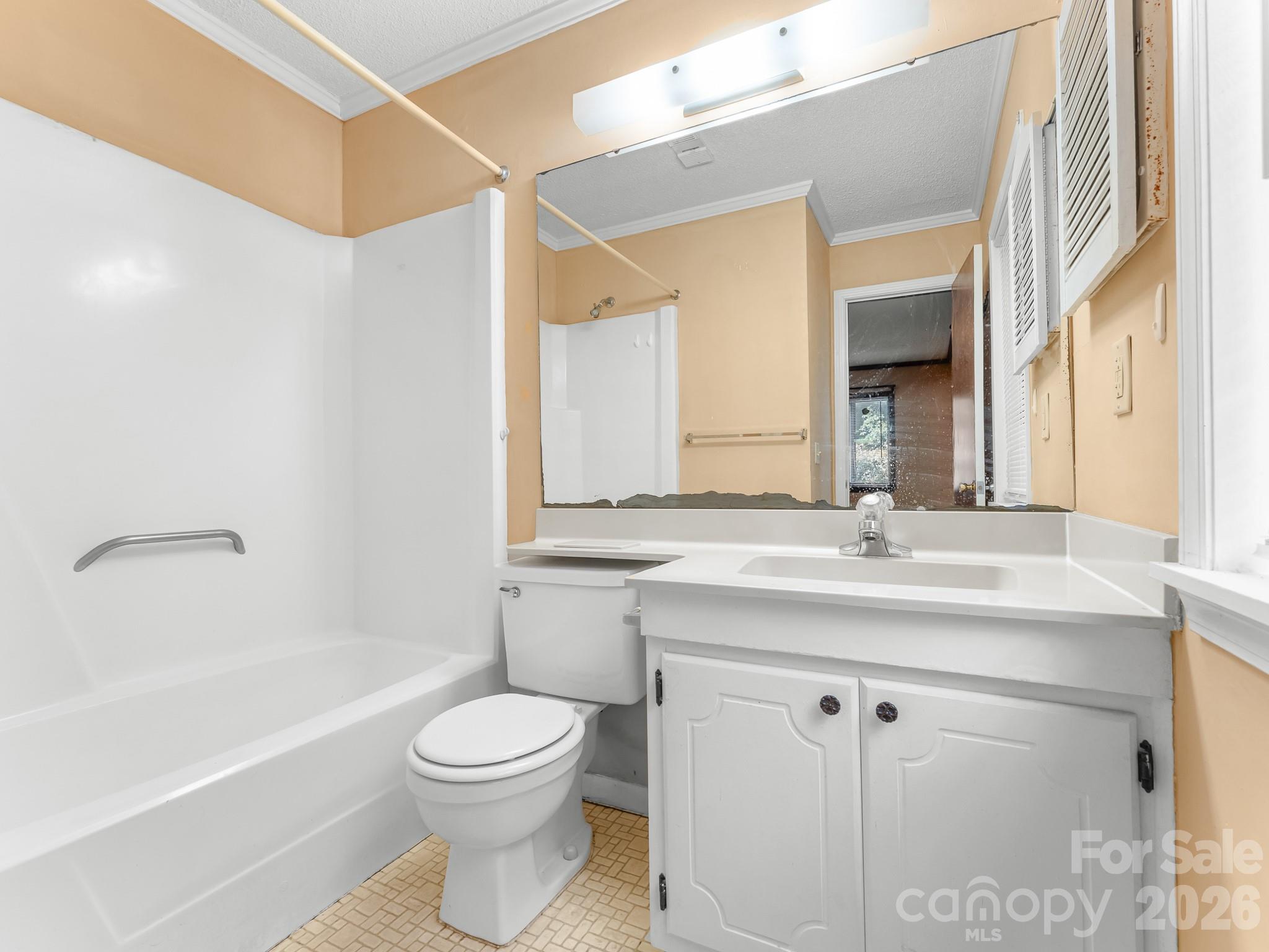 33 Lake Drive G-1 Property Photo 18