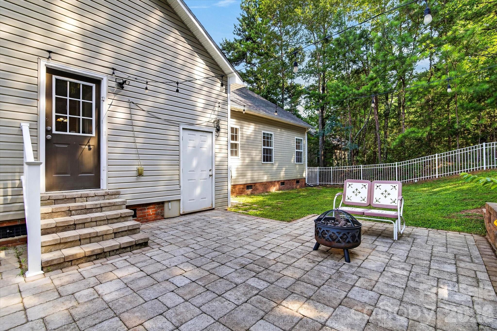 245 Eagle Creek Road Property Photo 6