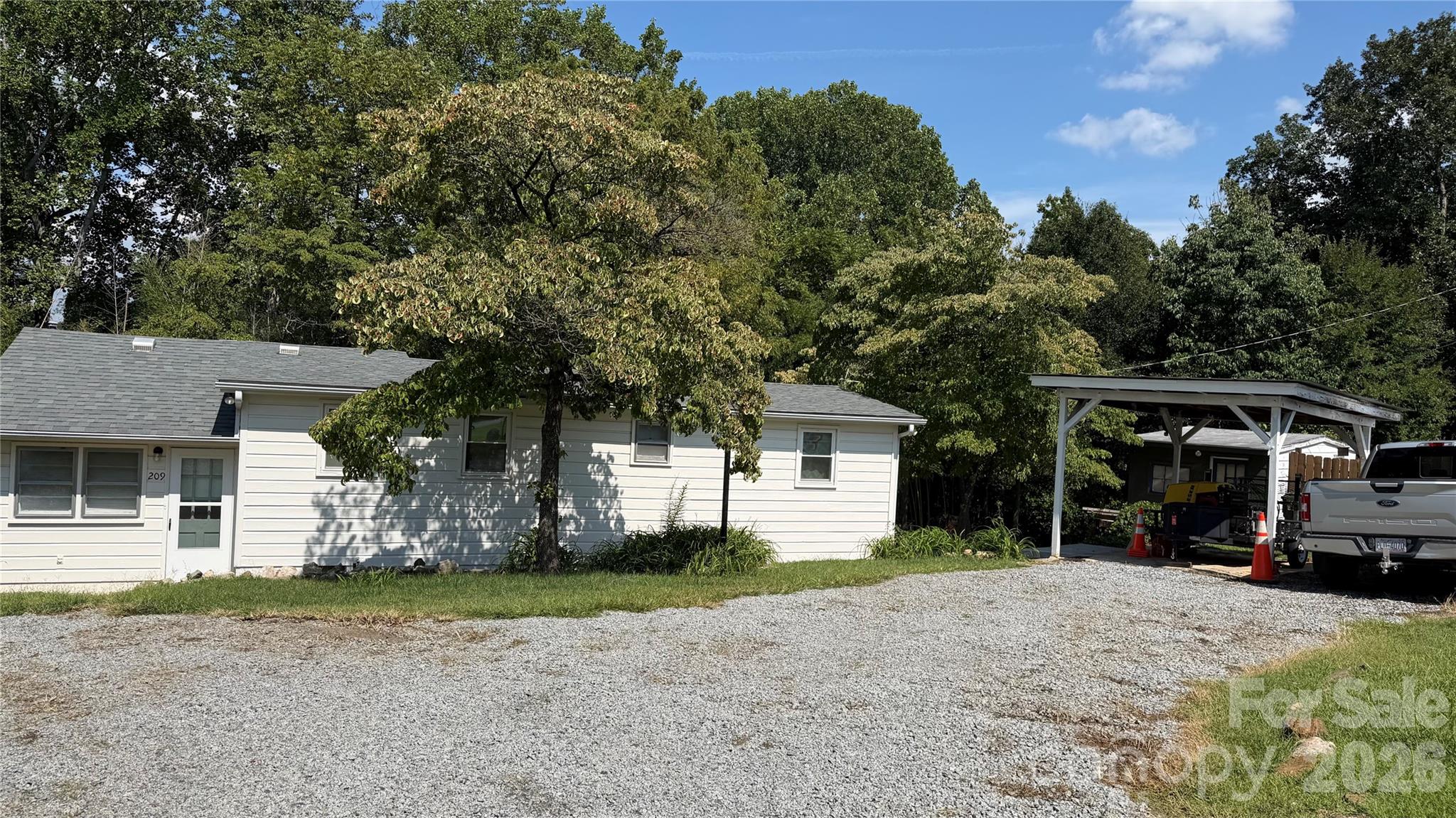 209 Auten Circle