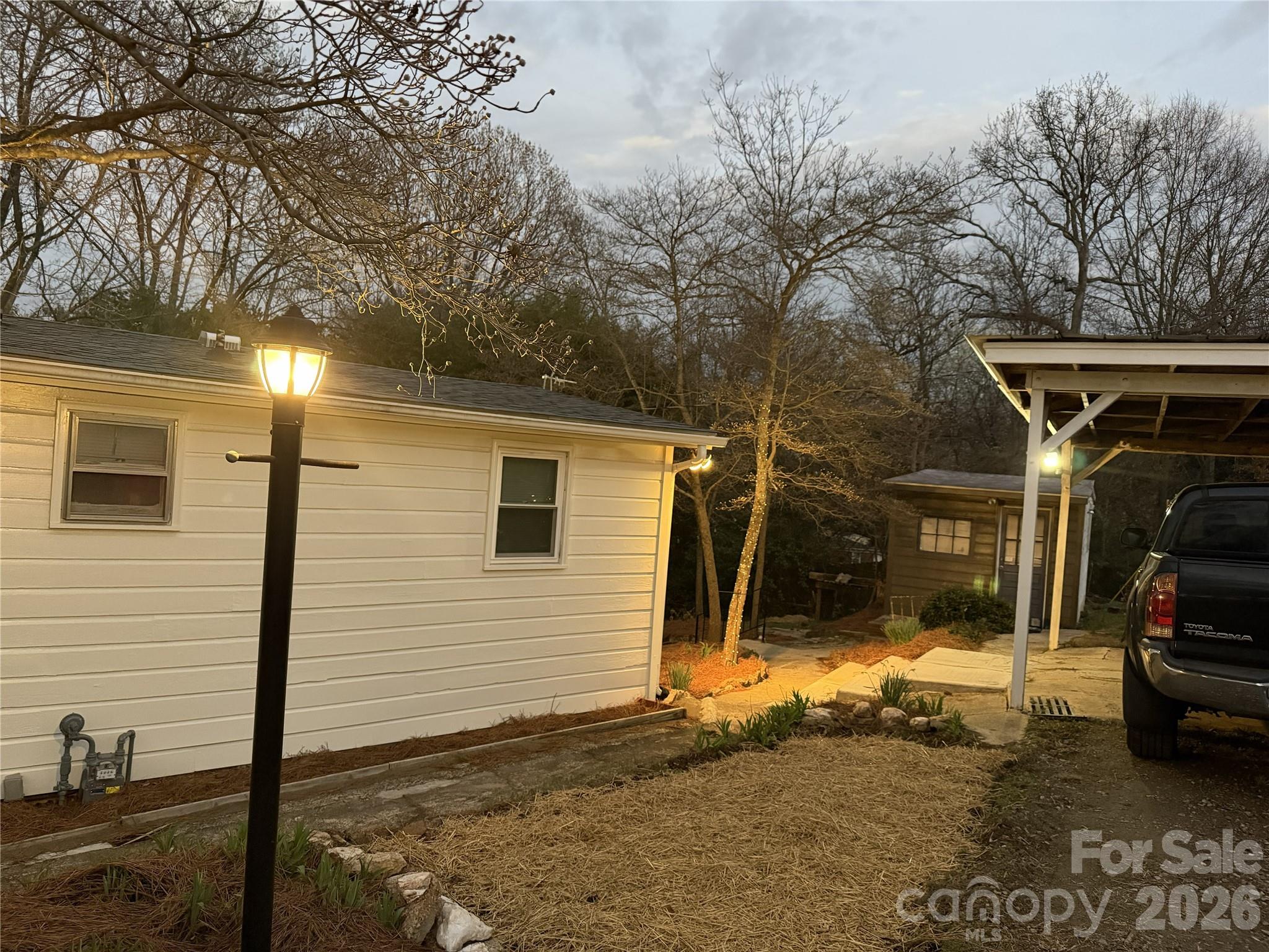 209 Auten Circle Property Photo 32