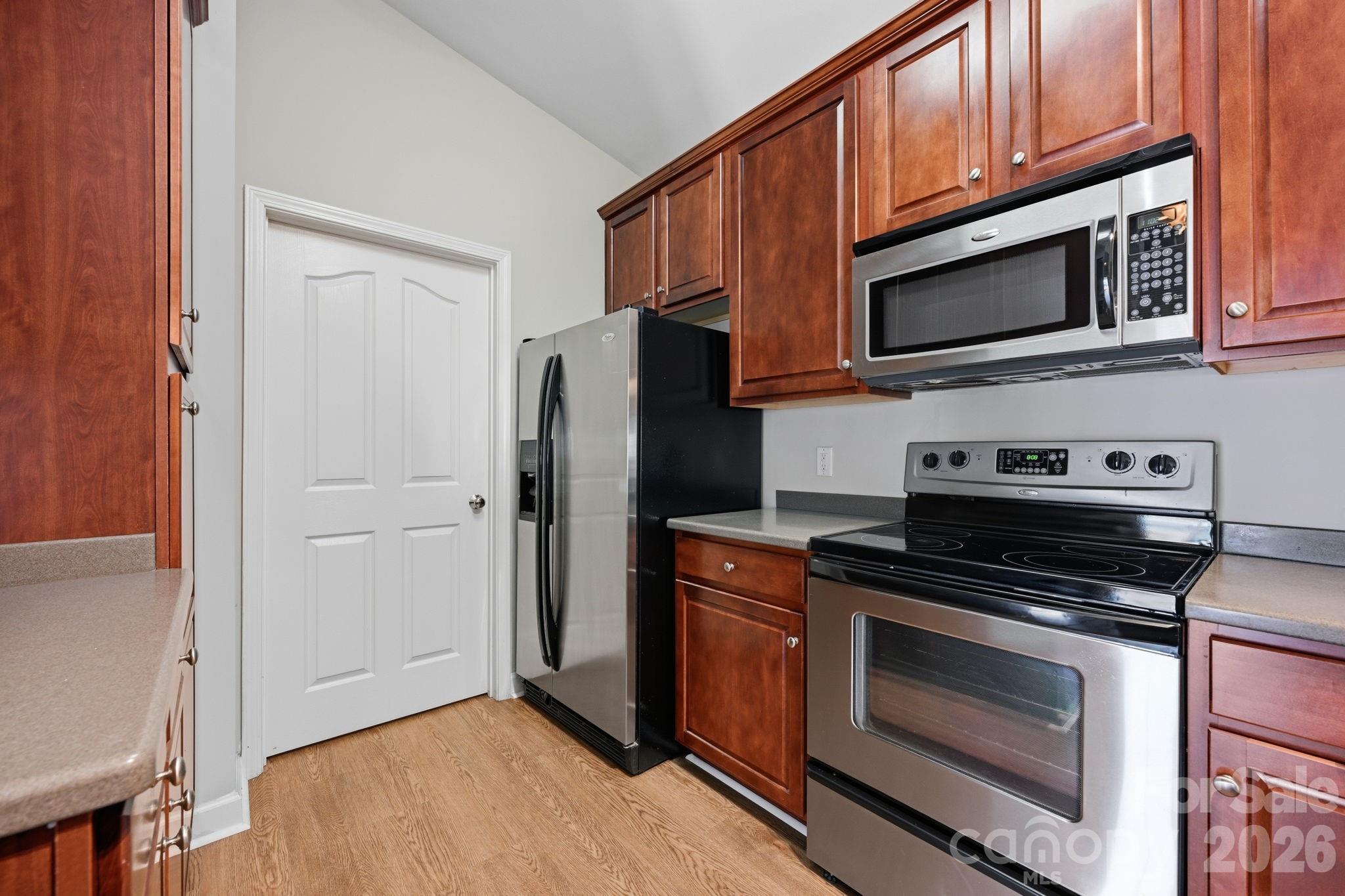 16648 E Amberside Road Property Photo 11