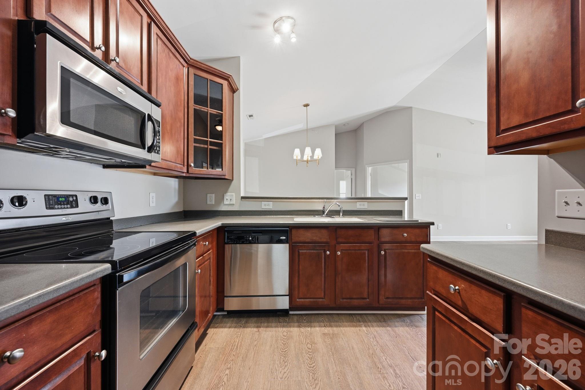 16648 E Amberside Road Property Photo 13