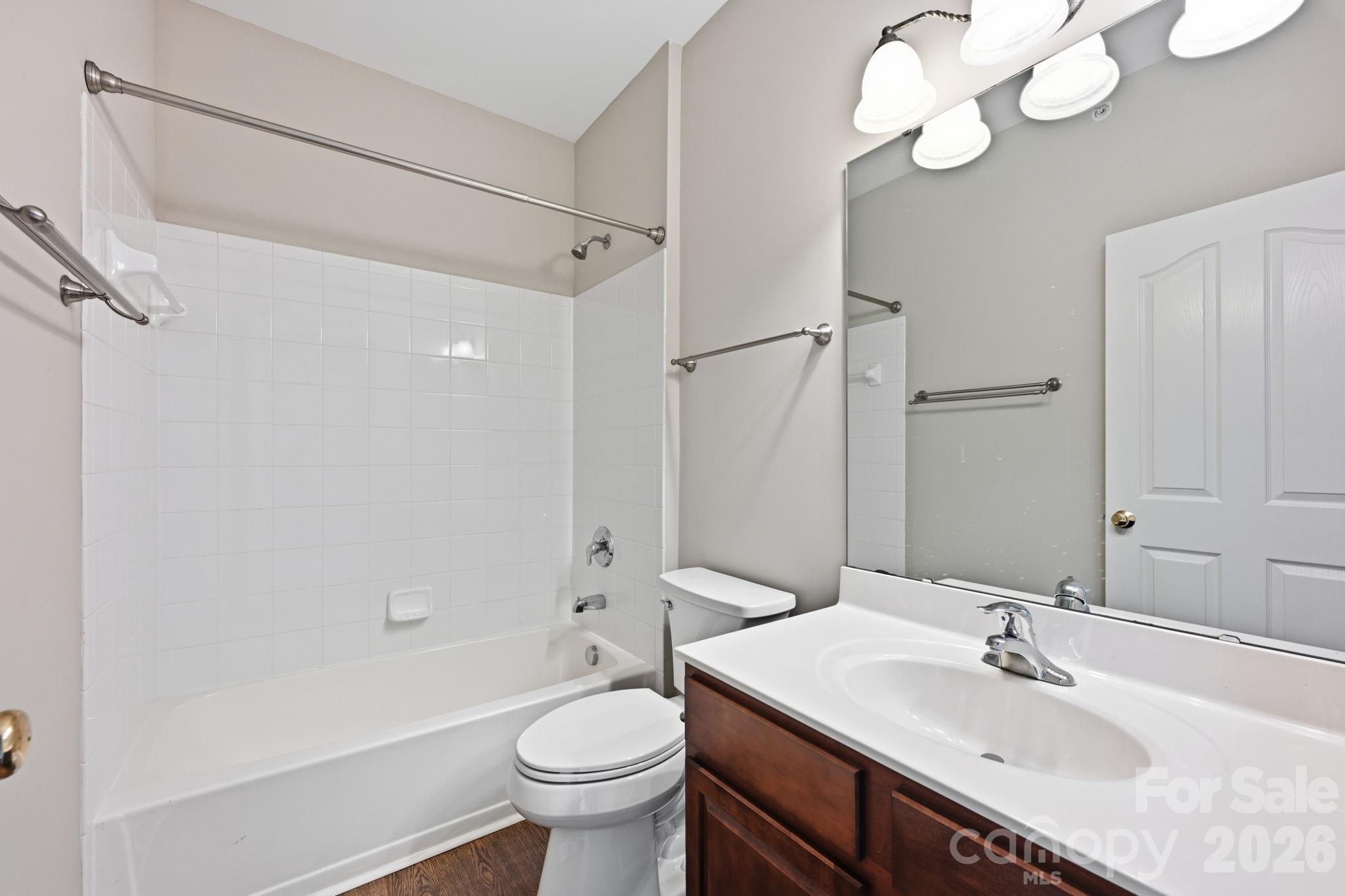 16648 E Amberside Road Property Photo 23
