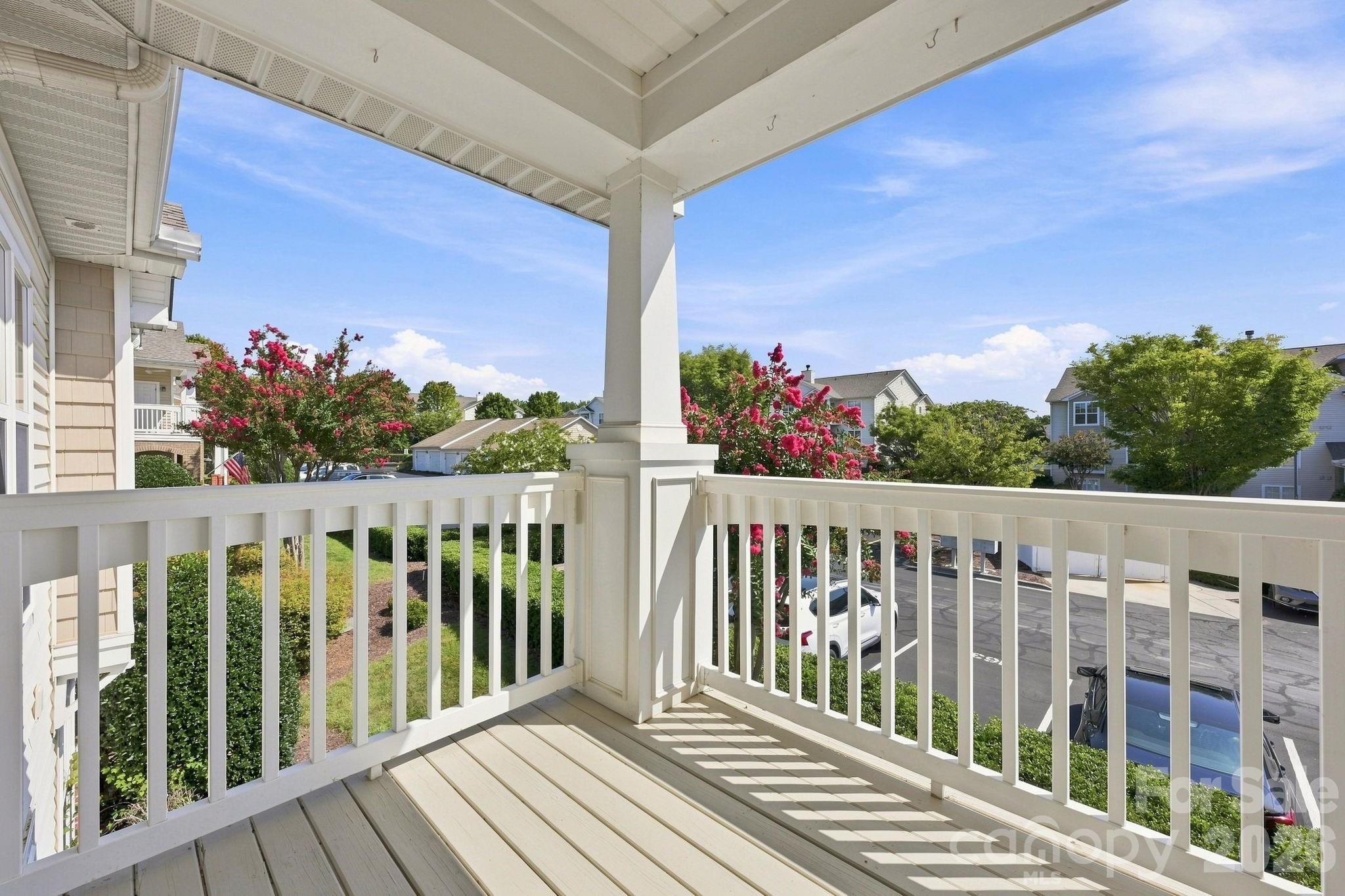 16648 E Amberside Road Property Photo 32