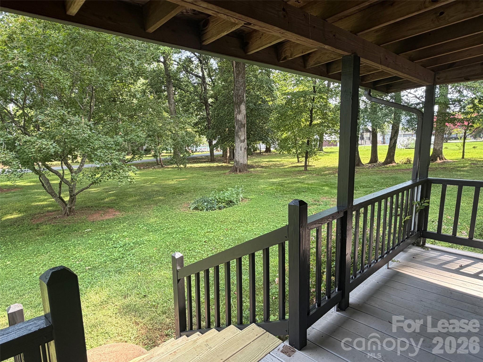 8112 Blackwood Road Property Photo 2