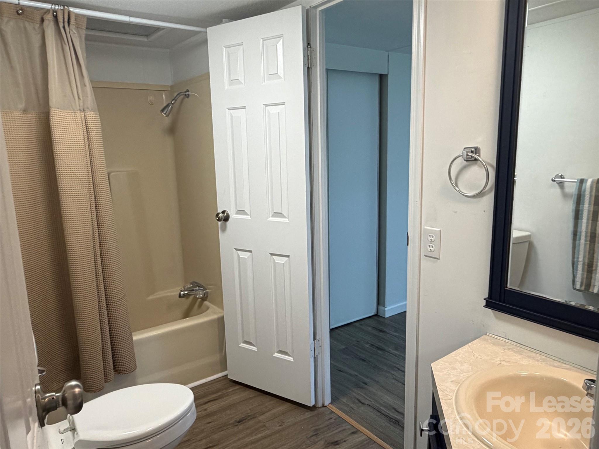 8112 Blackwood Road Property Photo 11