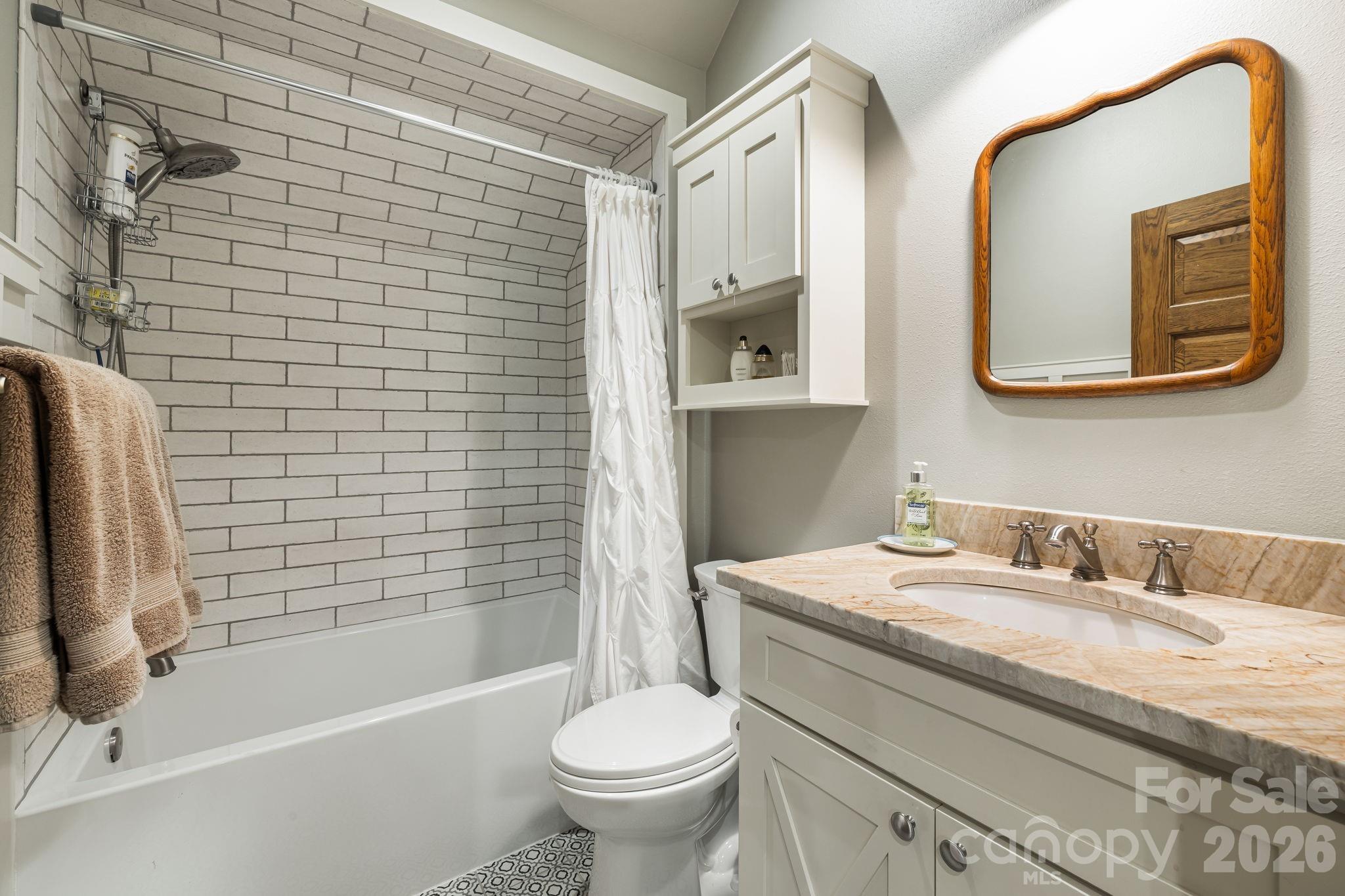 80 East Reach Road 117 Property Photo 34